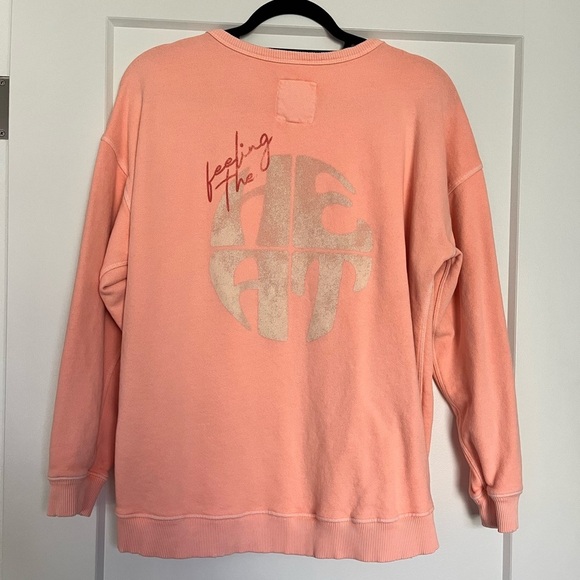 Aerie “Feeling the Heat” sweatshirt - Picture 2 of 5